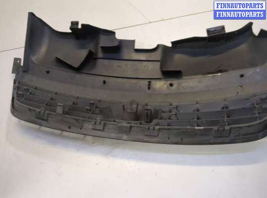 купить Решетка радиатора на Ford C-Max 2002-2010