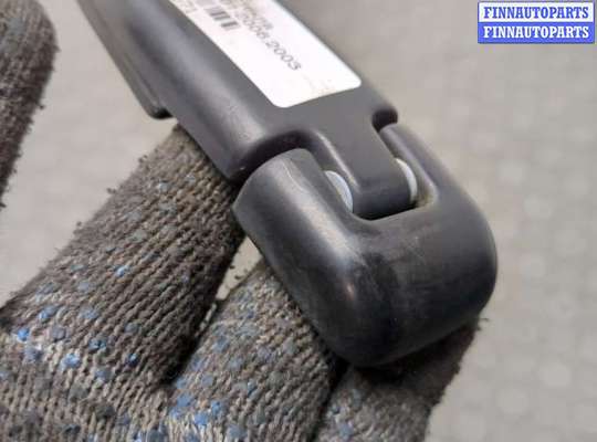 Прочие детали (не вошедшие в список) на Honda CR-V II (RD_)