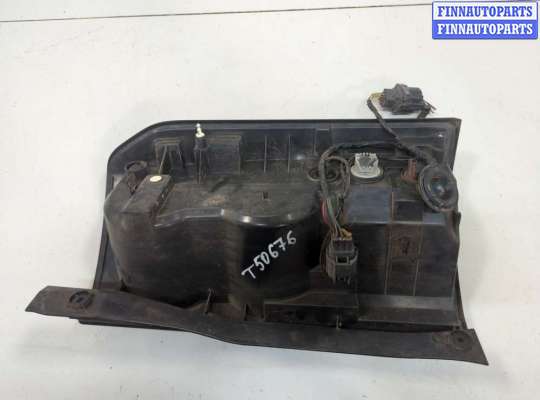 купить Фонарь (задний) на Mitsubishi Pajero / Montero 2000-2006