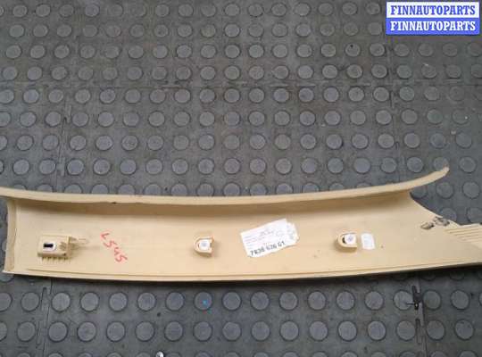 купить Обшивка стойки на Volkswagen Touareg 2002-2007