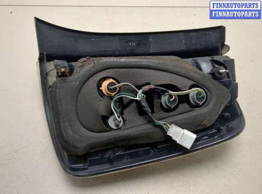 купить Фонарь (задний) на Toyota Prius 2003-2009