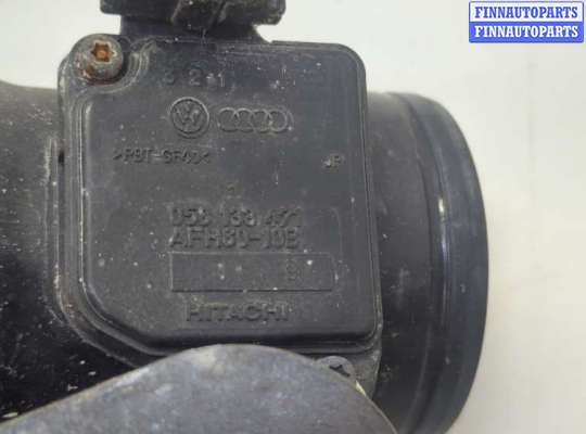 Корпус воздушного фильтра на Audi A4 (8D, B5)