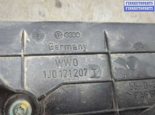 Вентилятор радиатора на Volkswagen Golf IV (1J)