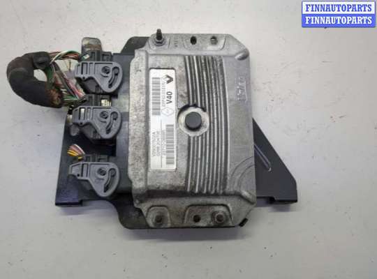 Блок управления двигателем RN1568580 на Renault Scenic 2009-2012