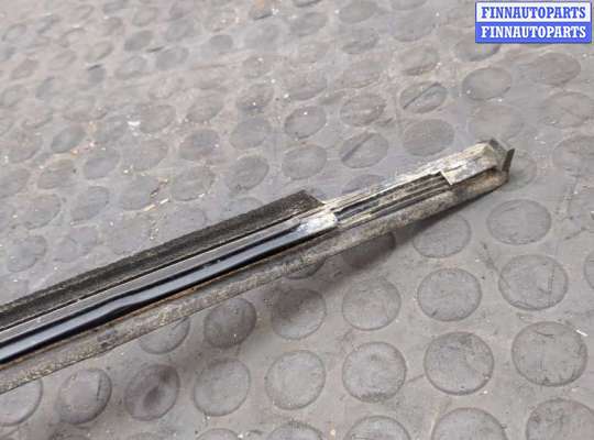 купить Молдинг стекла (боковое) на Volkswagen Passat 5 1996-2000