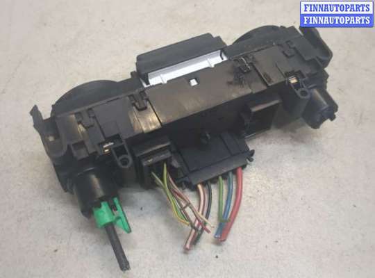 купить Переключатель отопителя (печки) на Skoda Rapid