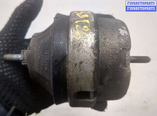 купить Подушка крепления двигателя на Volkswagen Passat 5 1996-2000