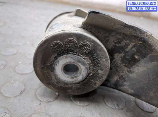 купить Рычаг подвески на Audi Q7 2005-2015