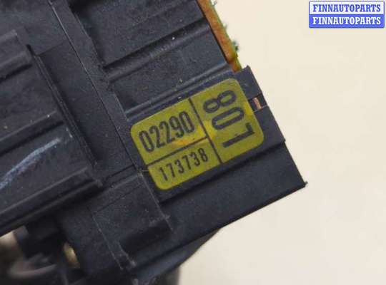 купить Переключатель дворников (стеклоочистителя) на Toyota Corolla E12 2001-2006