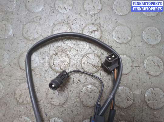 Форсунка омывателя фары / стекла на Mercedes-Benz E (W124)