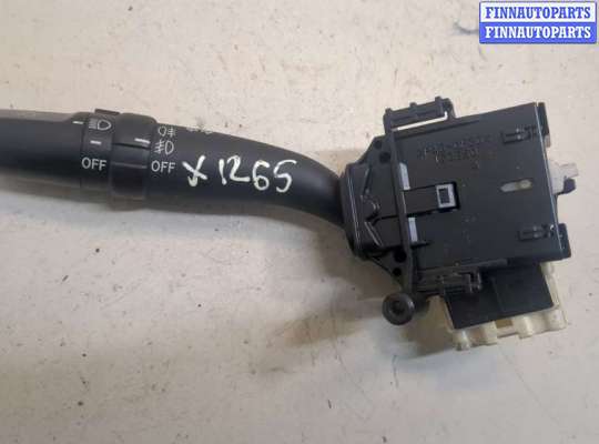 Подрулевой переключатель на Toyota Avensis II (T250)