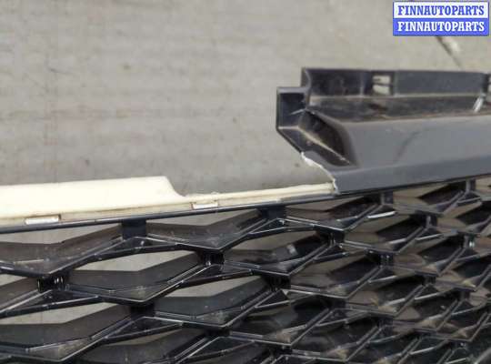 купить Решетка радиатора на Land Rover Range Rover Sport 2005-2013