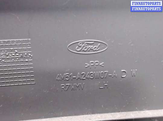 купить Обшивка центральной стойки на Ford Focus 2 2005-2008