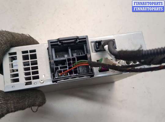 купить Блок управления радиоприемником на Audi A6 (C6) 2004-2011