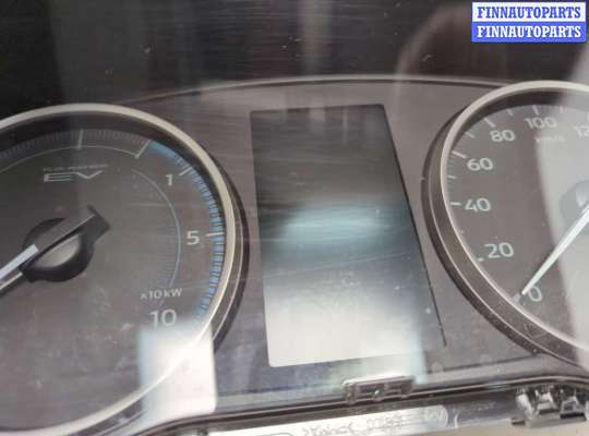 Щиток приборов на Mitsubishi Eclipse Cross