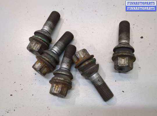 Болт колесный AU1621541 на Audi Q7 2005-2015