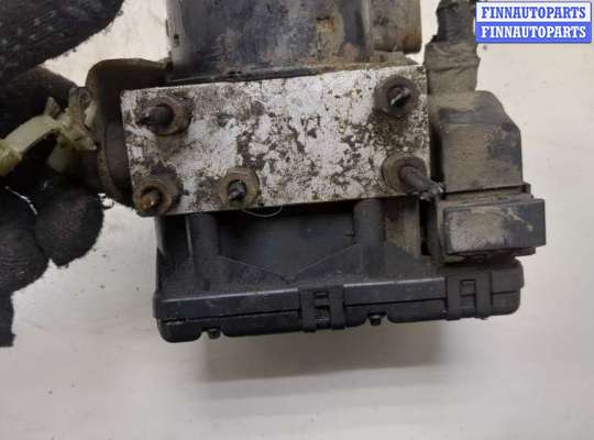Блок ABS на Jeep Cherokee II / Liberty (KJ)
