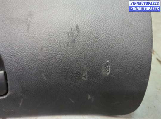 купить Бардачок (вещевой ящик) на Volkswagen Passat 5 1996-2001