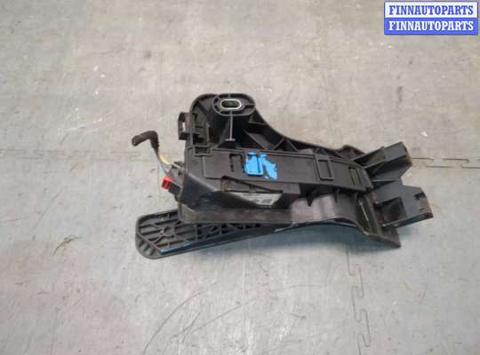 купить Педаль газа на Volkswagen Caddy 2004-2010