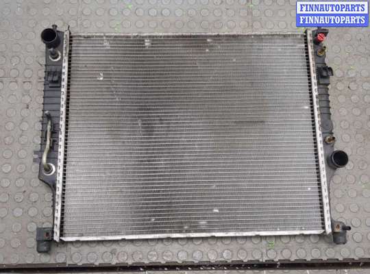 Радиатор охлаждения двигателя MB1458509 на Mercedes ML W164 2005-2011