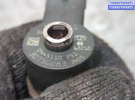 купить Форсунка топливная на Volvo XC70 2000-2007