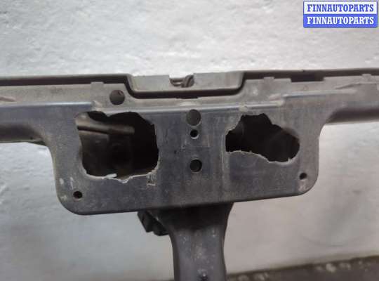 Панель передняя (телевизор) на Volkswagen Touareg I (7L)