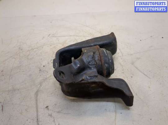 купить Подушка крепления двигателя на Pontiac Vibe 1 2002-2008