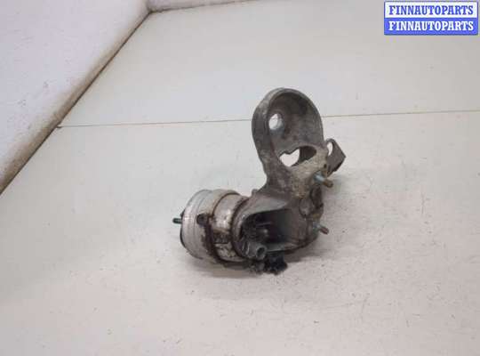 купить Кронштейн двигателя на Audi A4 (B6) 2000-2006