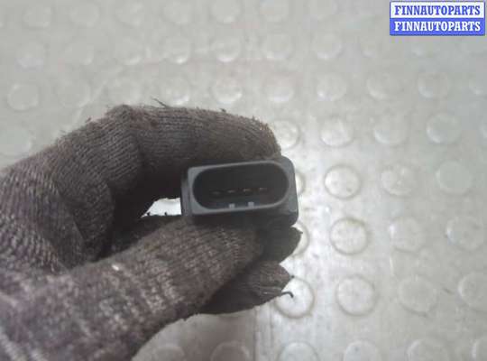 купить Измеритель потока воздуха (расходомер) на Mercedes CLS C219 2004-2010