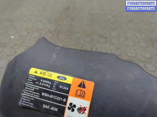 купить Накладка замка капота на Ford Focus 2 2008-2011