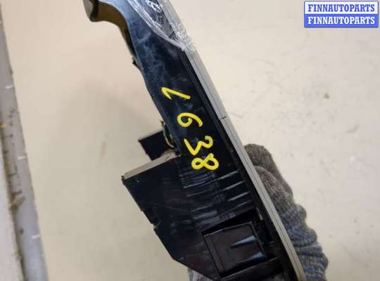 купить Фонарь салона (плафон) на Buick Regal 2009-2017