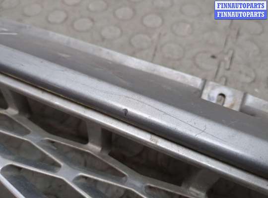 купить Решетка радиатора на Land Rover Range Rover 3 (LM) 2002-2012