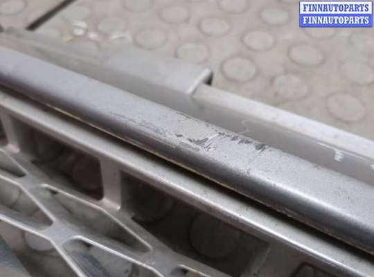купить Решетка радиатора на Land Rover Range Rover 3 (LM) 2002-2012