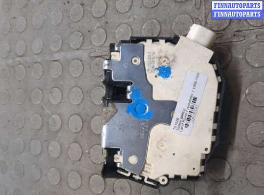 Замок боковой двери