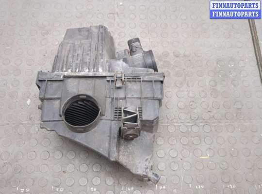 купить Измеритель потока воздуха (расходомер) на Volkswagen Transporter 5 2003-2015