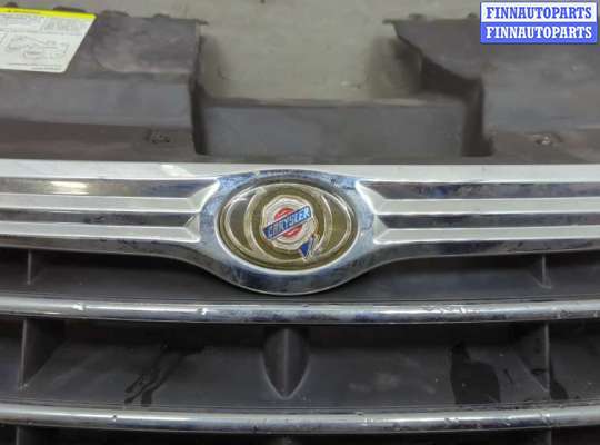 купить Решетка радиатора на Chrysler Voyager 2000-2007