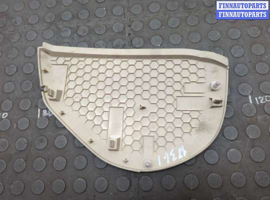 купить Пластик панели торпеды на Volkswagen Touareg 2010-2014