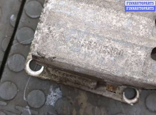 купить Усилитель бампера на Peugeot 308 2007-2013