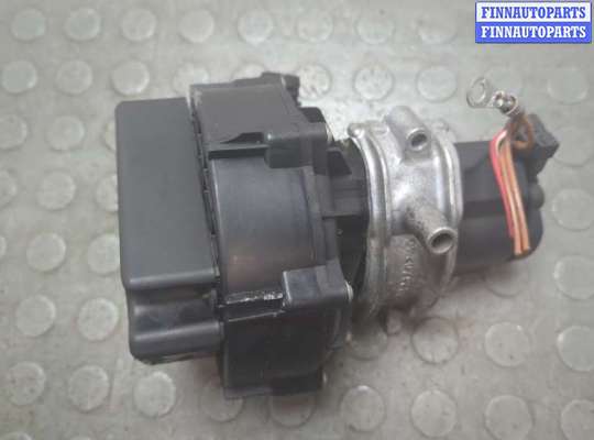 купить Нагнетатель воздуха (насос продувки) на Mercedes C W203 2000-2008