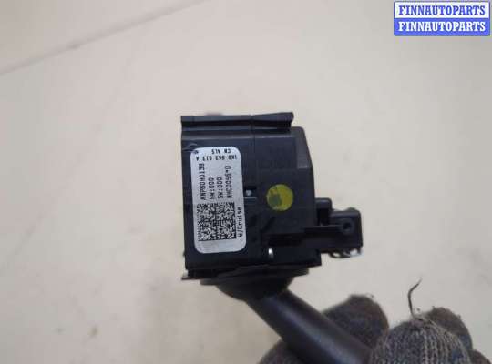 купить Переключатель поворотов на Volkswagen Golf 5 2003-2009