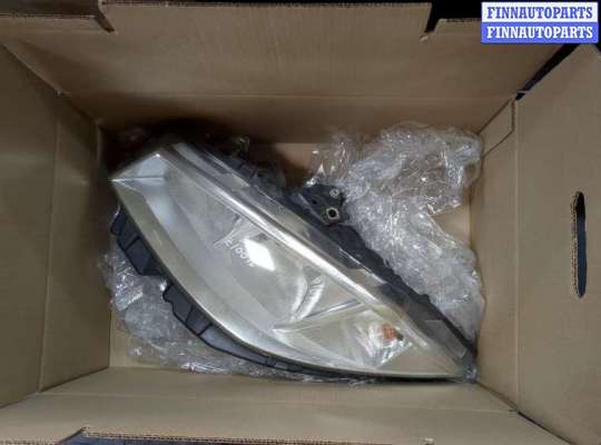 купить Кронштейн фары на Renault Megane 2 2002-2009