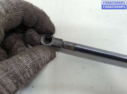 купить Амортизатор крышки багажника на Infiniti QX56 2004-2010