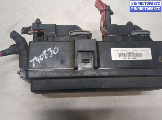 купить Блок предохранителей на Jeep Grand Cherokee 2004-2010