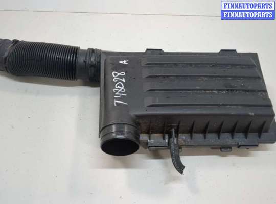 Корпус воздушного фильтра на Audi A3 (8V)