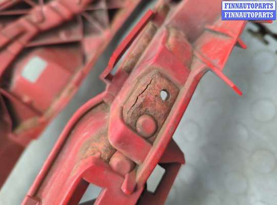 купить Рамка передняя (телевизор) на Ford C-Max 2002-2010