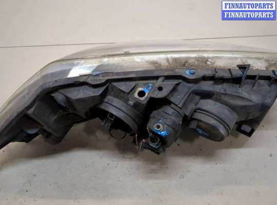 купить Кронштейн фары на Renault Megane 2 2002-2009
