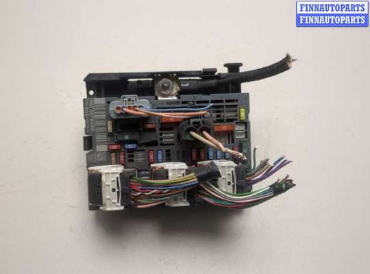 Блок управления BSM (Блок предохранителей) PG1208664 на Peugeot 308 2007-2013