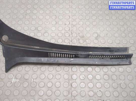 купить Жабо под дворники (дождевик) на Volkswagen Golf Plus