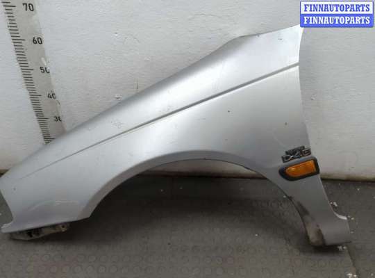 купить Повторитель поворотов на Toyota Avensis 1 1997-2003