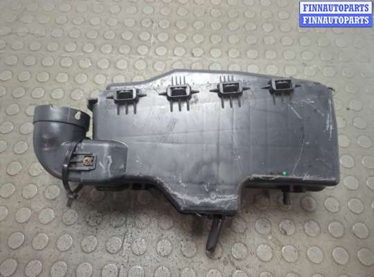 Корпус воздушного фильтра на Citroen Berlingo I (MF)